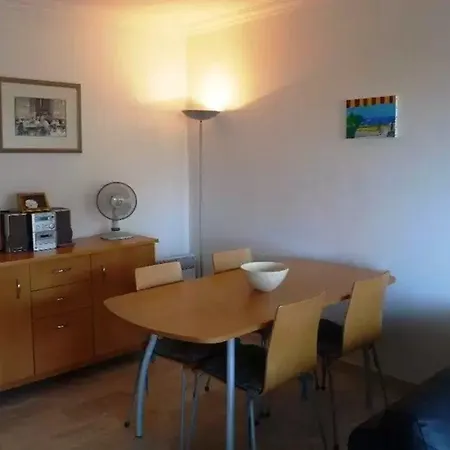 Apartment Leader